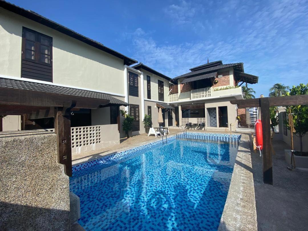 Nalayan Villa カンポン・クアラ・ベシュット エクステリア 写真